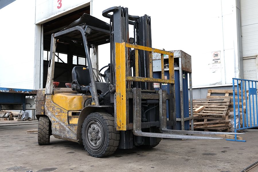 3 TONS FORKLIFT